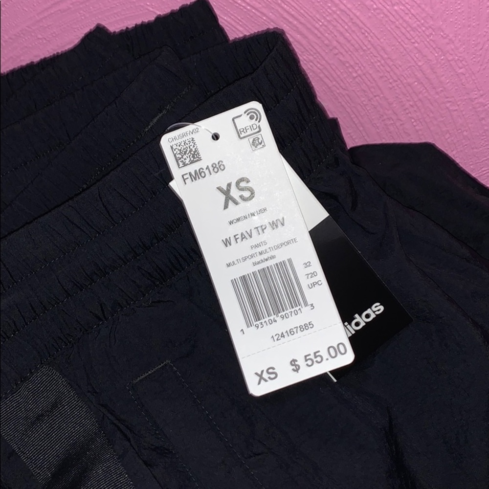 Adidas|GET THE LOOK - Picture 9 of 10